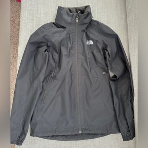 North Face rain jacket / wind breaker in Women’s XS color black